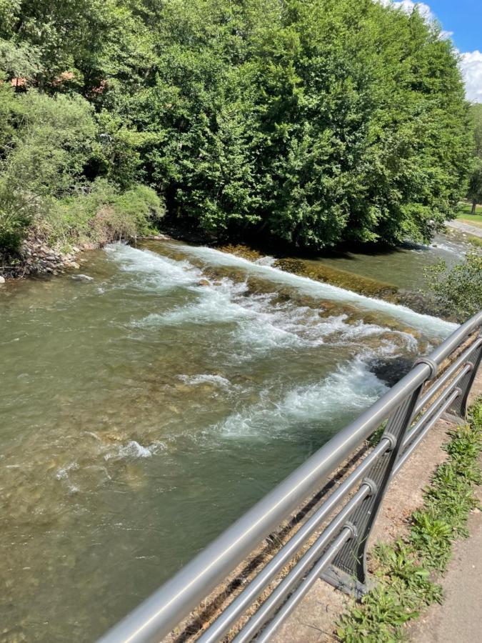 Apartamento Con Encanto El Pont de Suert Εξωτερικό φωτογραφία